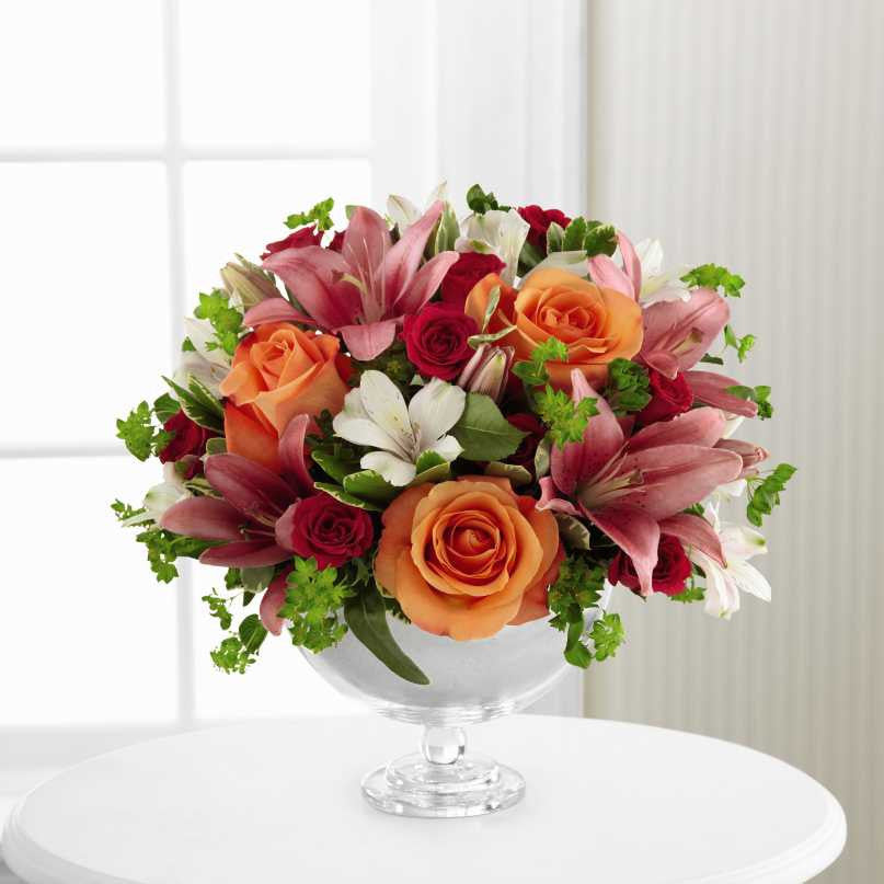 Simple Surprises Bouquet by Vera Wang