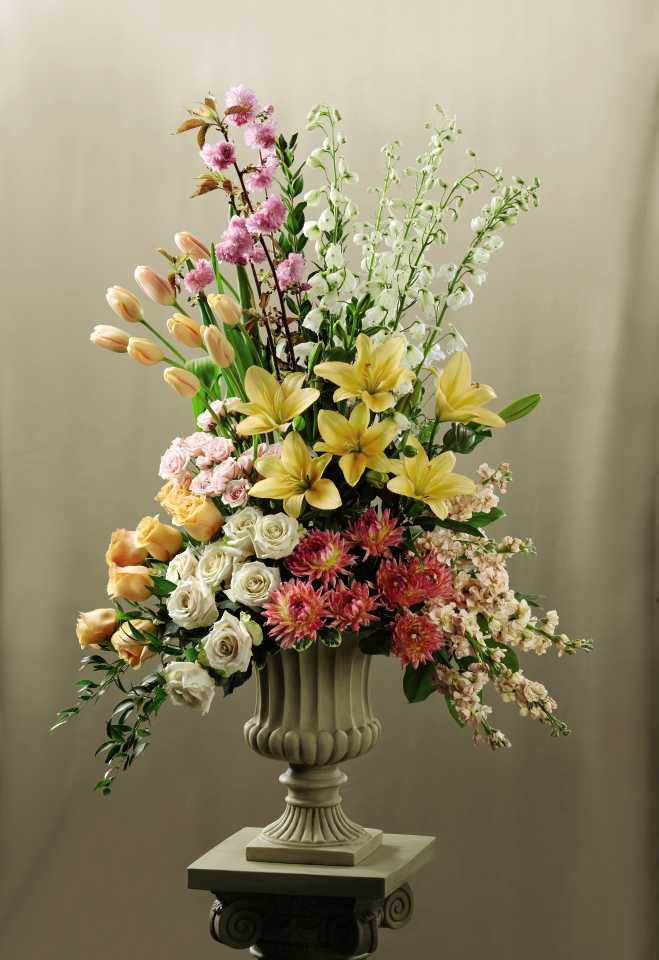 Declaration Altar Arrangement