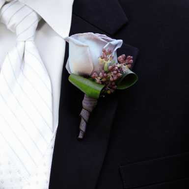 Nottingham Boutonniere