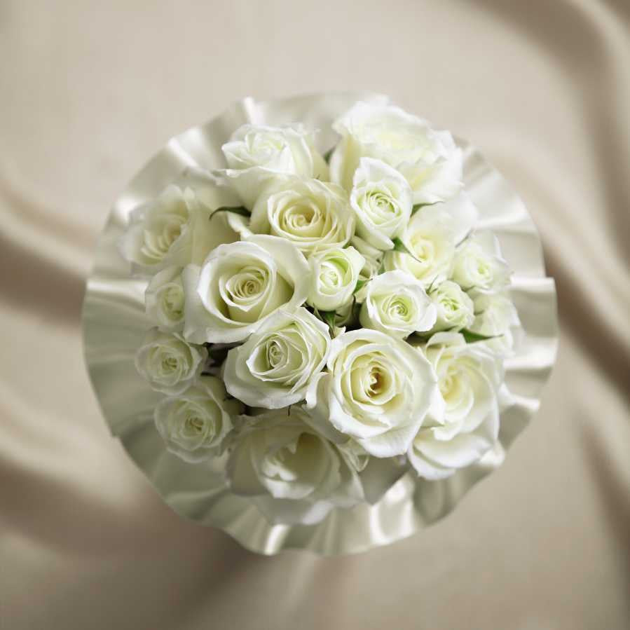 Sweet Roses Bouquet