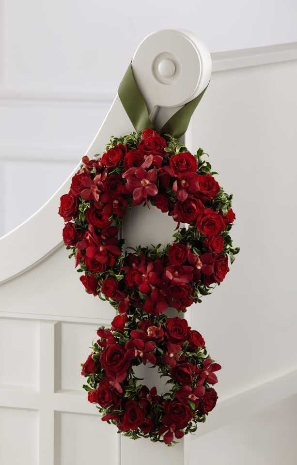 Love's Eternity Pew Arrangement