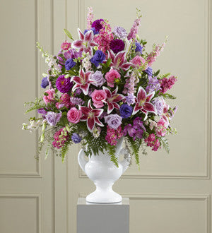 Peaceful Tribute Arrangement