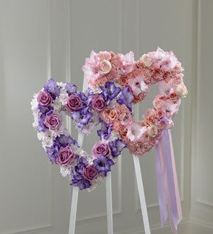 Hearts Eternal Easel